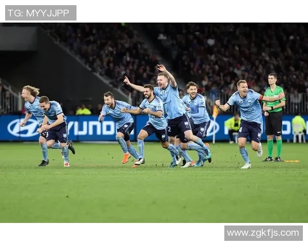 悉尼FC主帅：咱们曾测验签下巴多拉托，球队要继续提高防卫